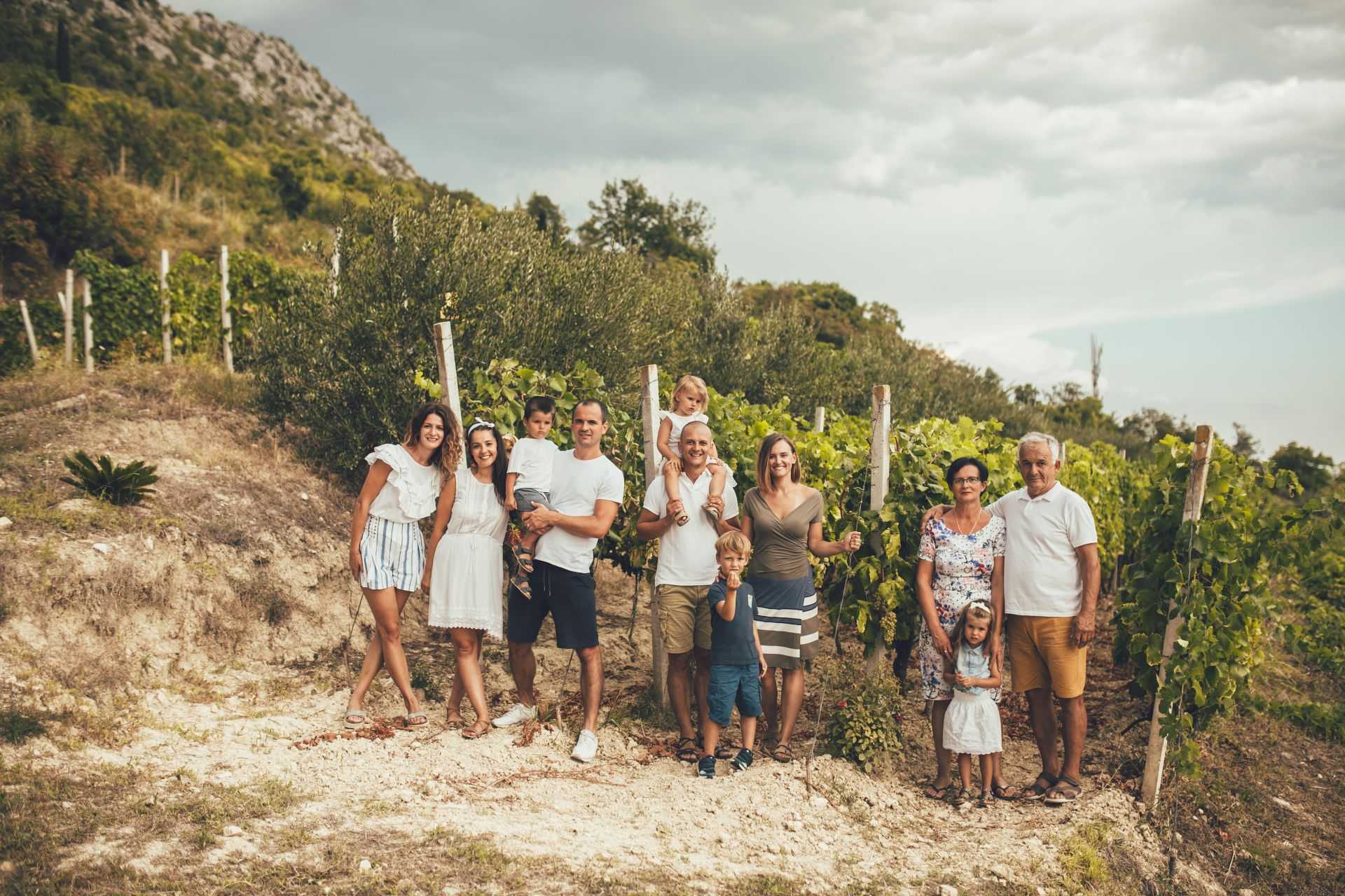 Barisa Škegro and family during the harvest