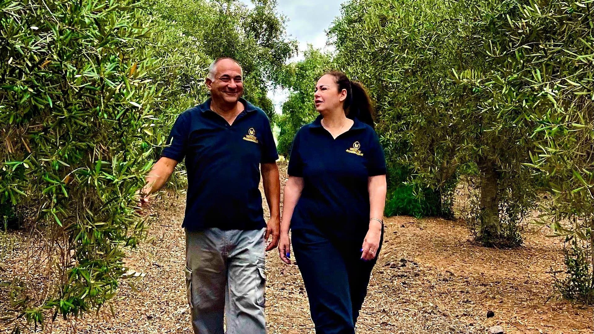 Hani Ashkenazi (right)