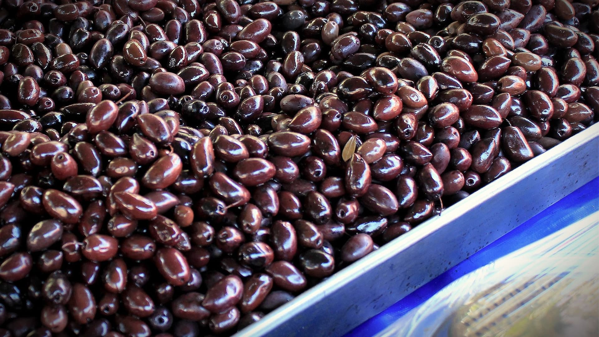 Greece Hails Strong Presence in U.S. Table Olive Market As Exports Rise - Vimarsana News