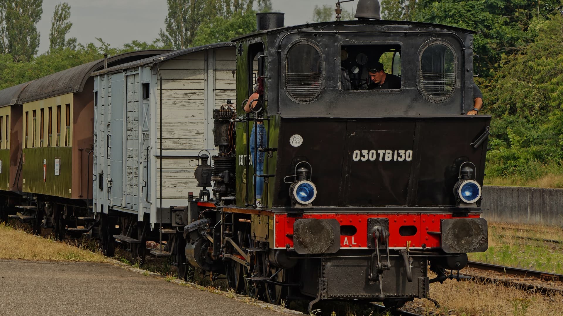 Tourist Train in Provence Partially Fueled by Olive-Pit Biofuel - Vimarsana News