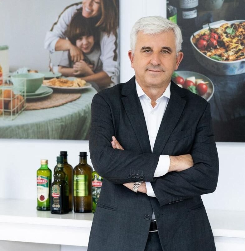 Valdés brings decades of experience in food packaging, hospitality and international product management to Deoleo. (Photo: Cristóbal Valdés via LinkedIn)