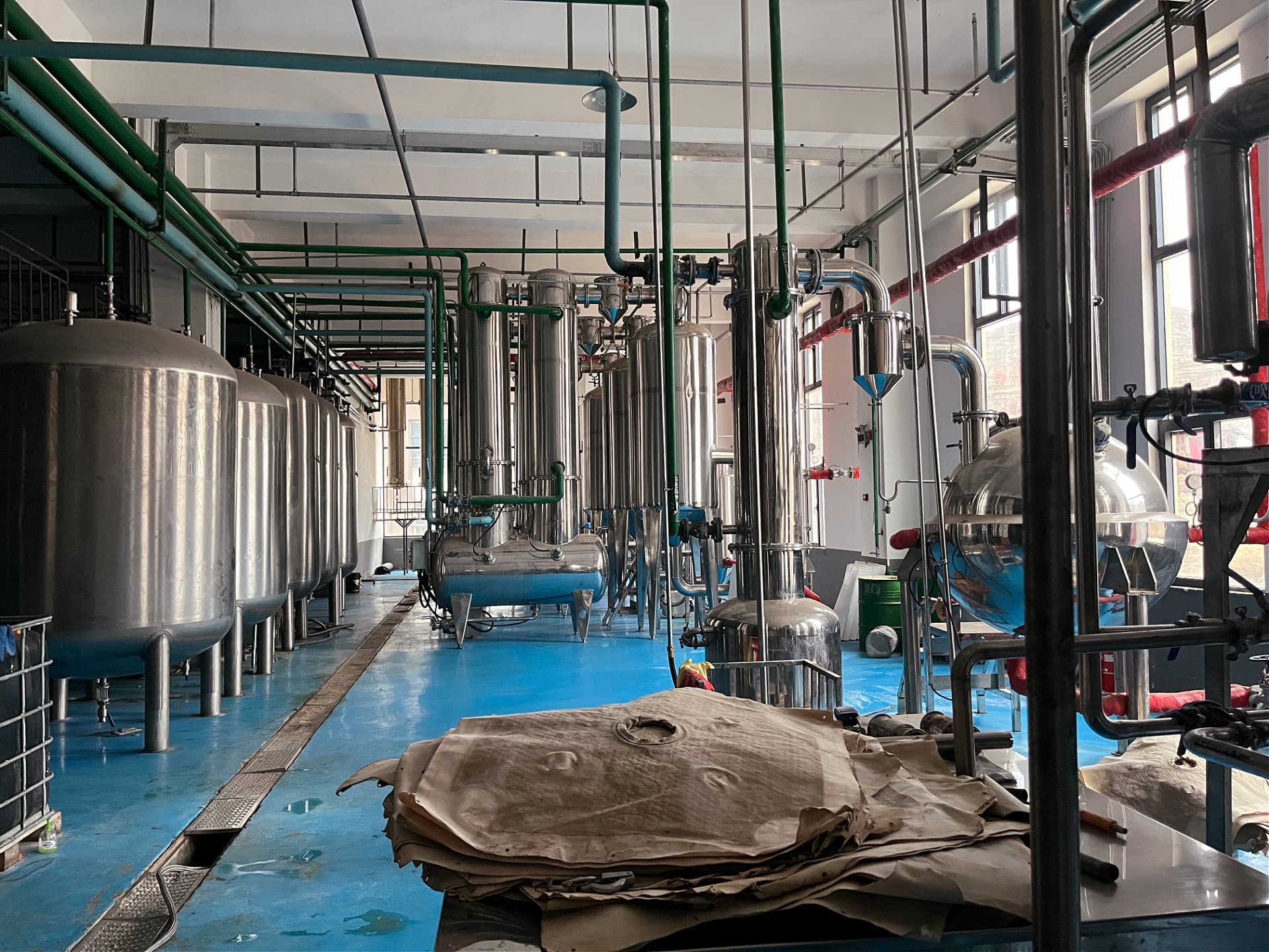 An abandoned olive pomace oil refinery north of Longnan. (Photo: Daniel Dawson)