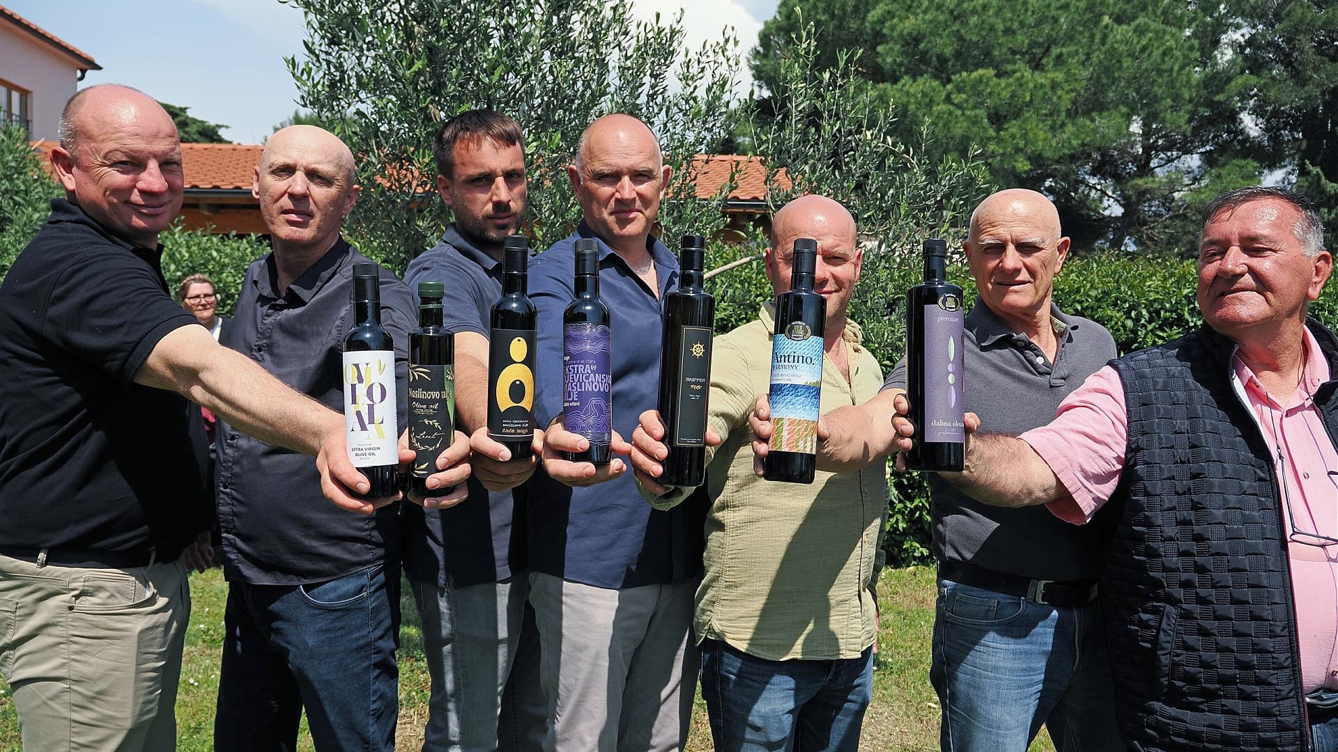 Pakoštane producers have earned worldwide acclaim for their top-quality extra virgin olive oils.