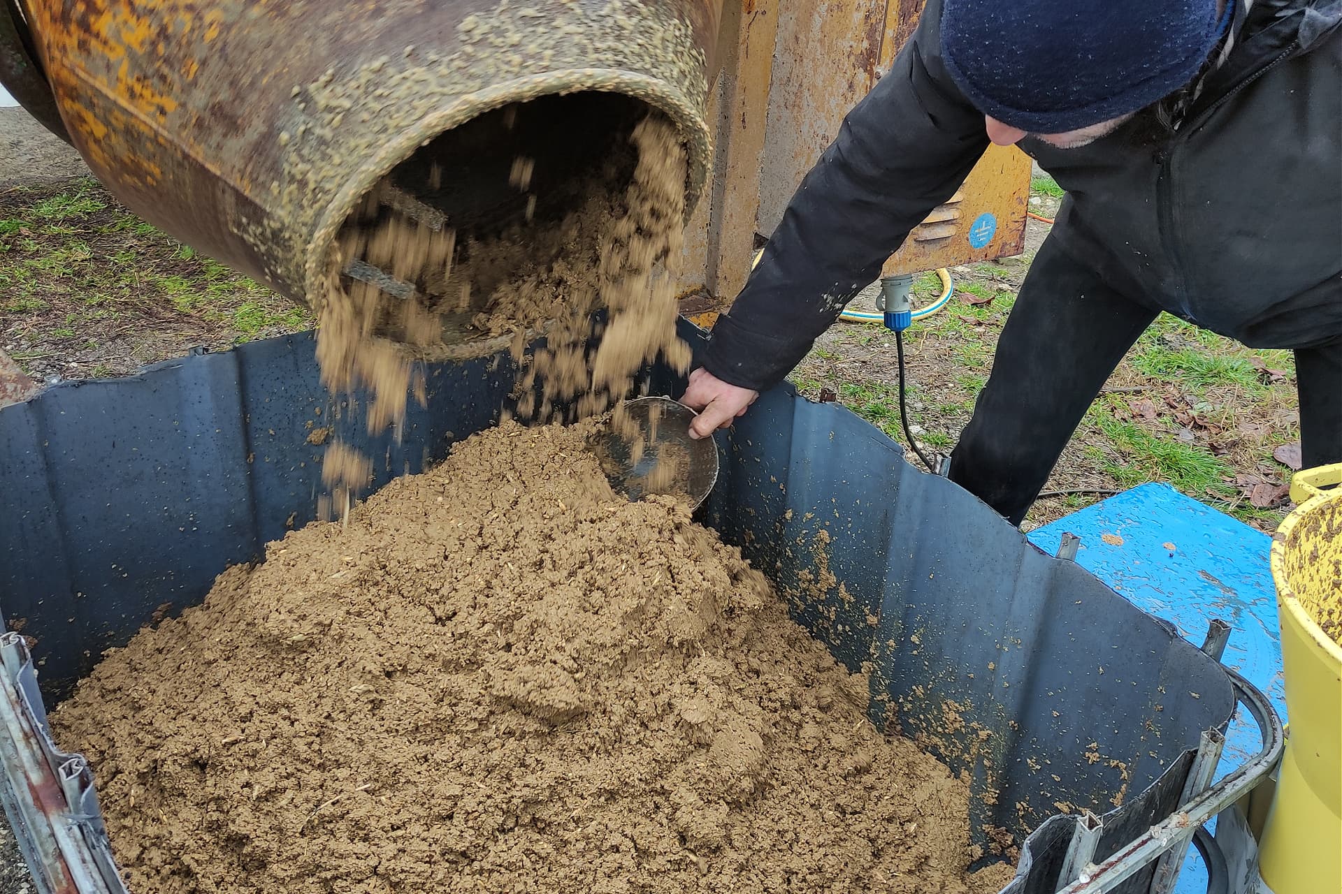 Mixed and ensiled, olive pomace and brewer’s grains produce a feed that can be incorporated into sheep rations, providing fiber, bioactive compounds, protein and readily available energy. (Photo: Paola Cassiano)