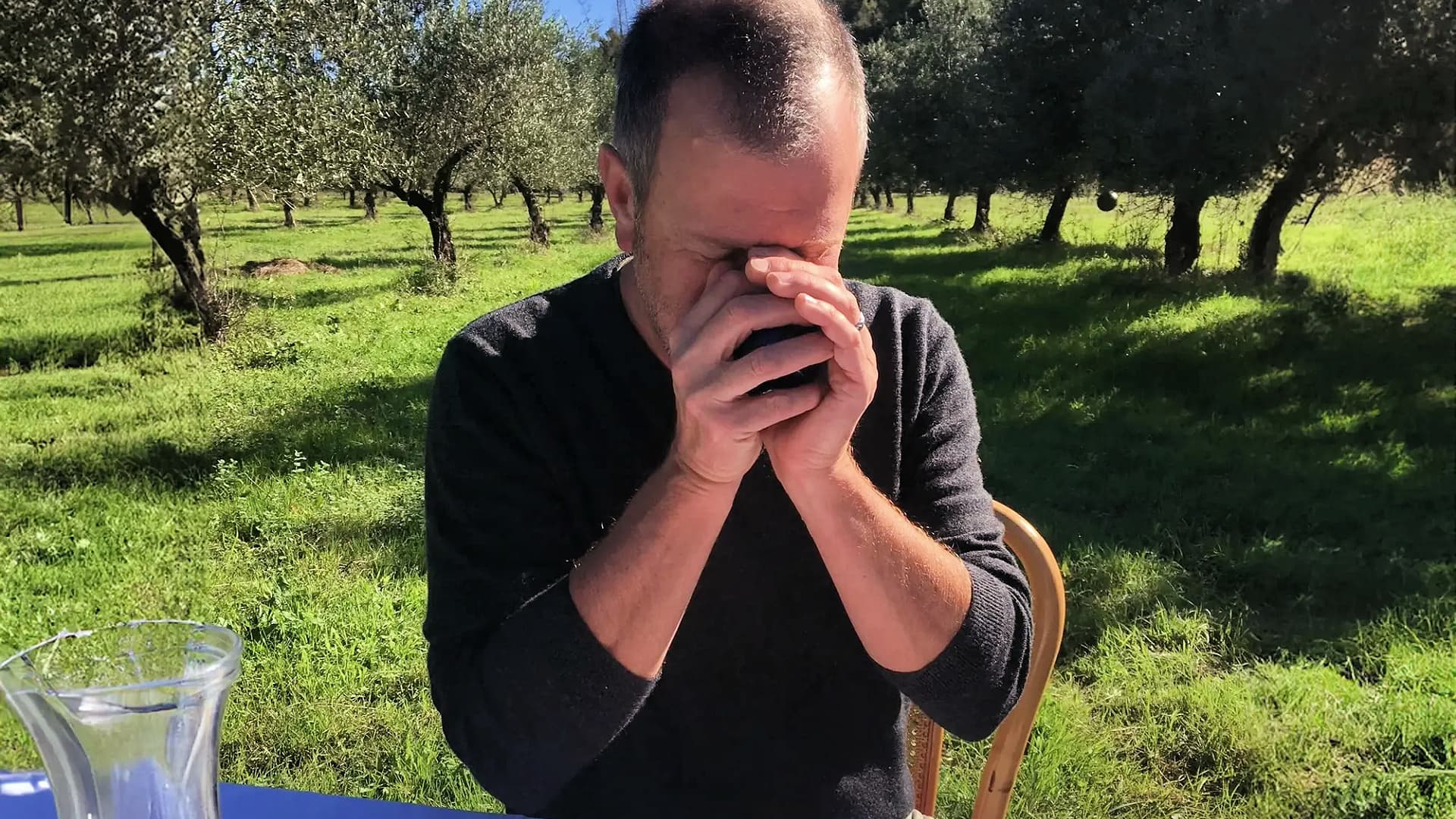 Dan Beekley, an olive oil sommelier, helped bring the first sail-powered shipment of selected European olive oils to New York, linking low-impact transport with a new approach to premium olive oil marketing. (Photo: Olivette.biz)