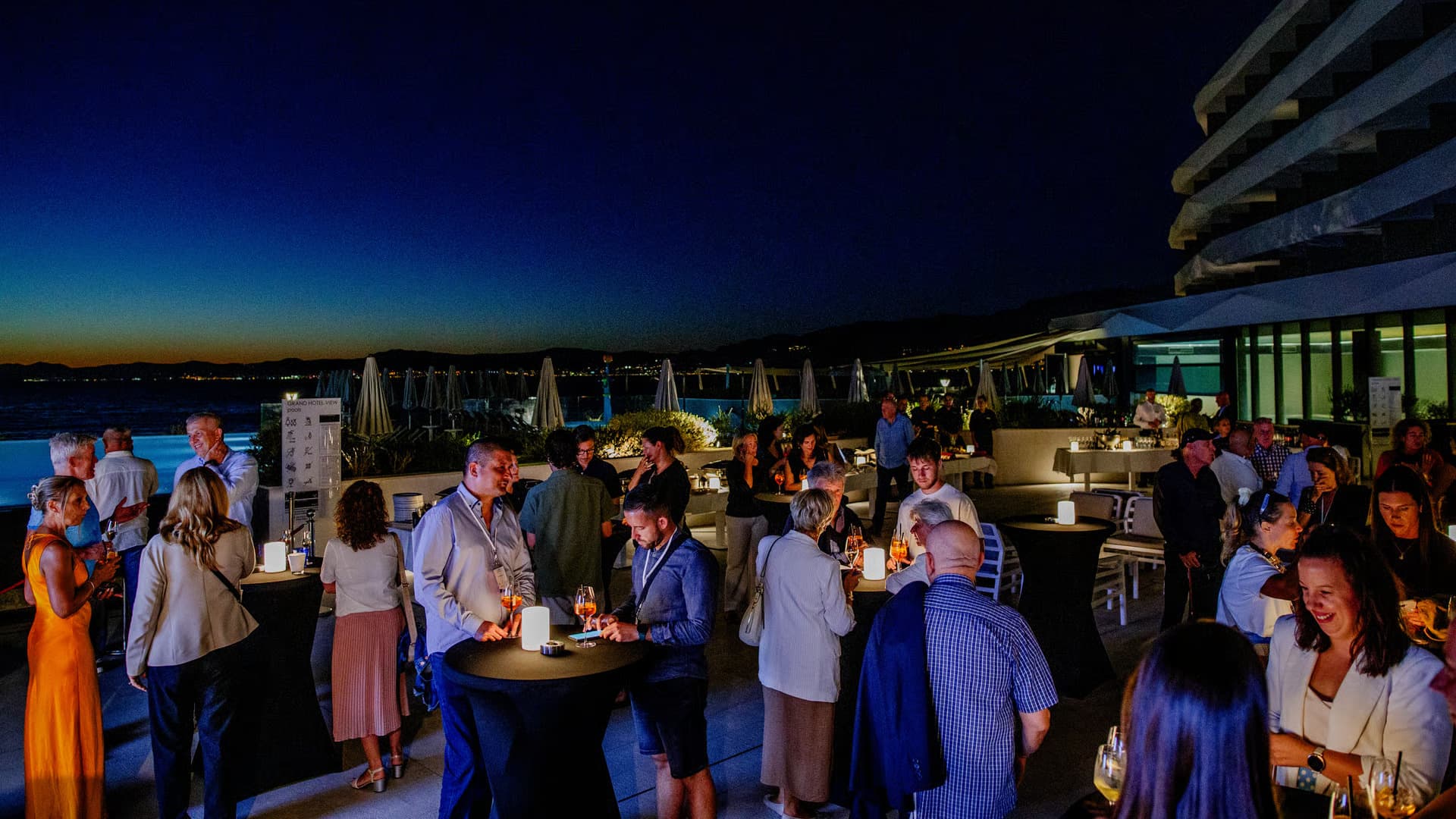 Smješten iznad Jadrana u Postiri, Grand Hotel View ugostit će ovog rujna simpozij o Braču.